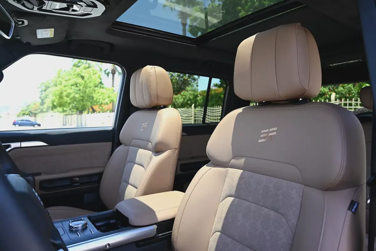 JETOUR T2 LUXURY+ || 0% DP || FREE WARRANTY || SHOWROOM CONDITION-13-13