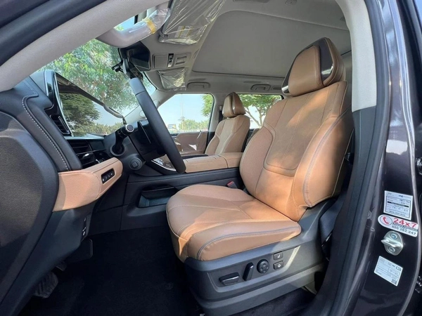 Infiniti QX80 Sensory Bench Chairs 3.5L