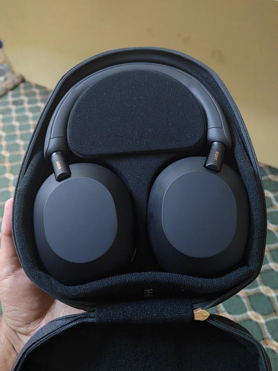 Sony WH-1000XM5 Noise Cancelling Wireless Headphones-0