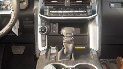 Toyota Land Cruiser VXR TWIN TURBO 3.5L V6-6