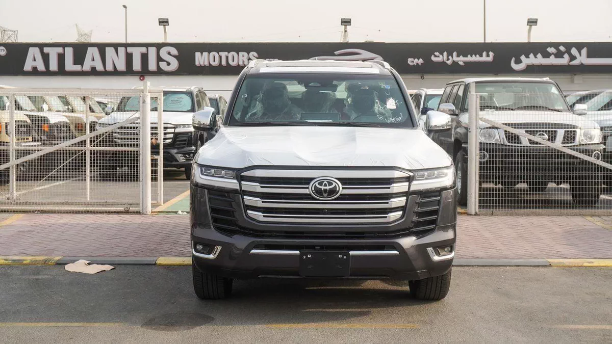 Toyota Land Cruiser VXR TWIN TURBO 3.5L V6-1-0