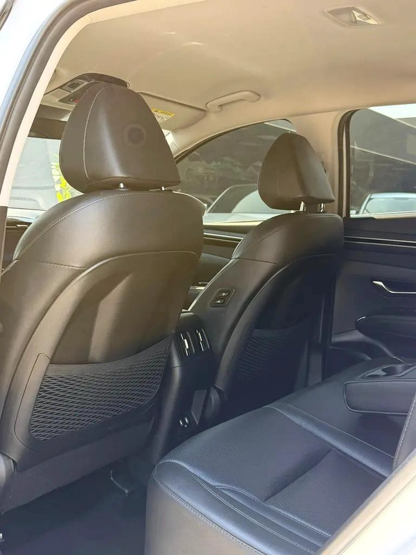 2023 Hyundai Tucson Premium - Korean Specs - Pristine Condition