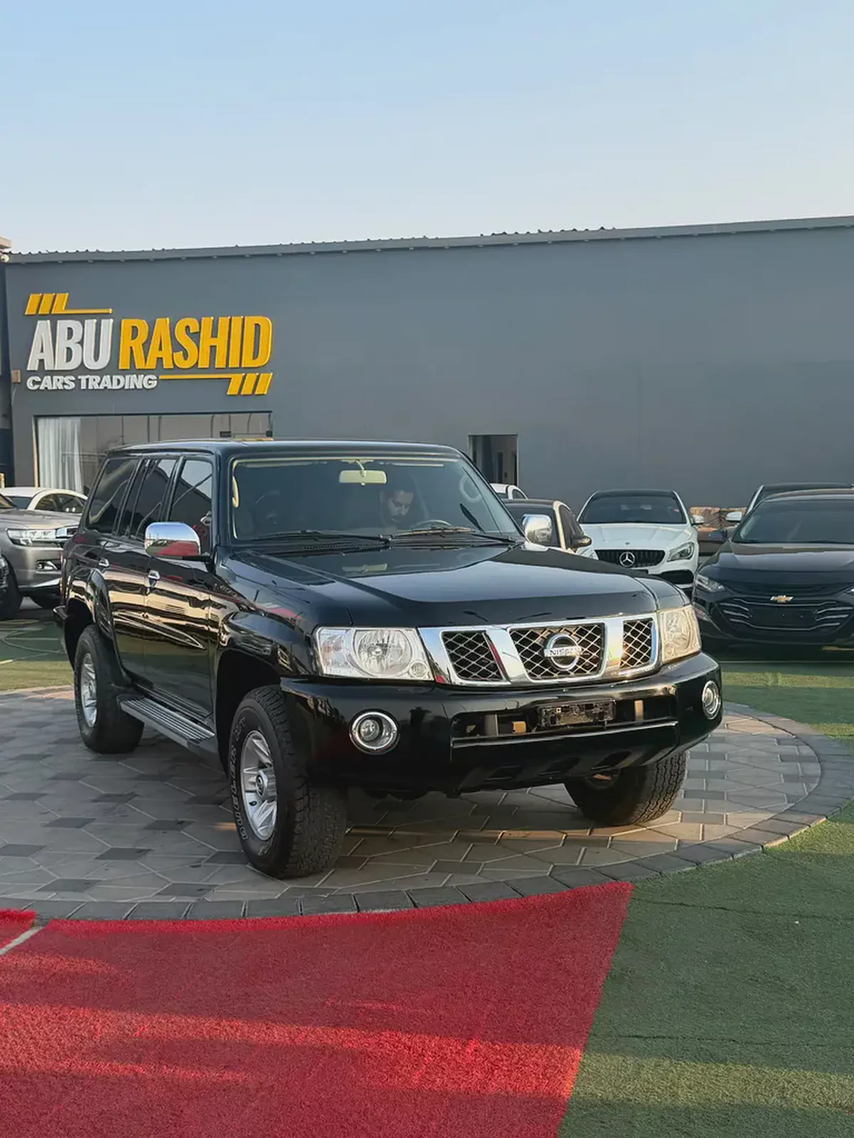 Nissan Patrol Safari 2023 GCC Specs-3-3