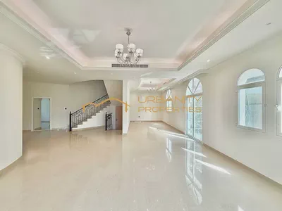 Spacious || 5 Bedroom Villa || ideal Location ||-0