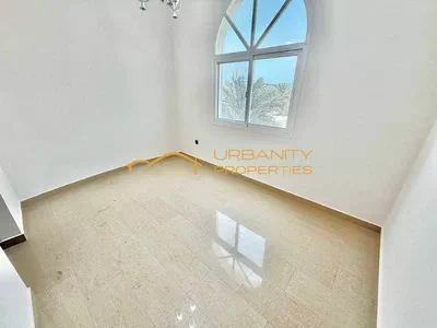 Spacious || 5 Bedroom Villa || ideal Location ||-7