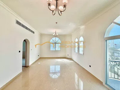 Spacious || 5 Bedroom Villa || ideal Location ||-5