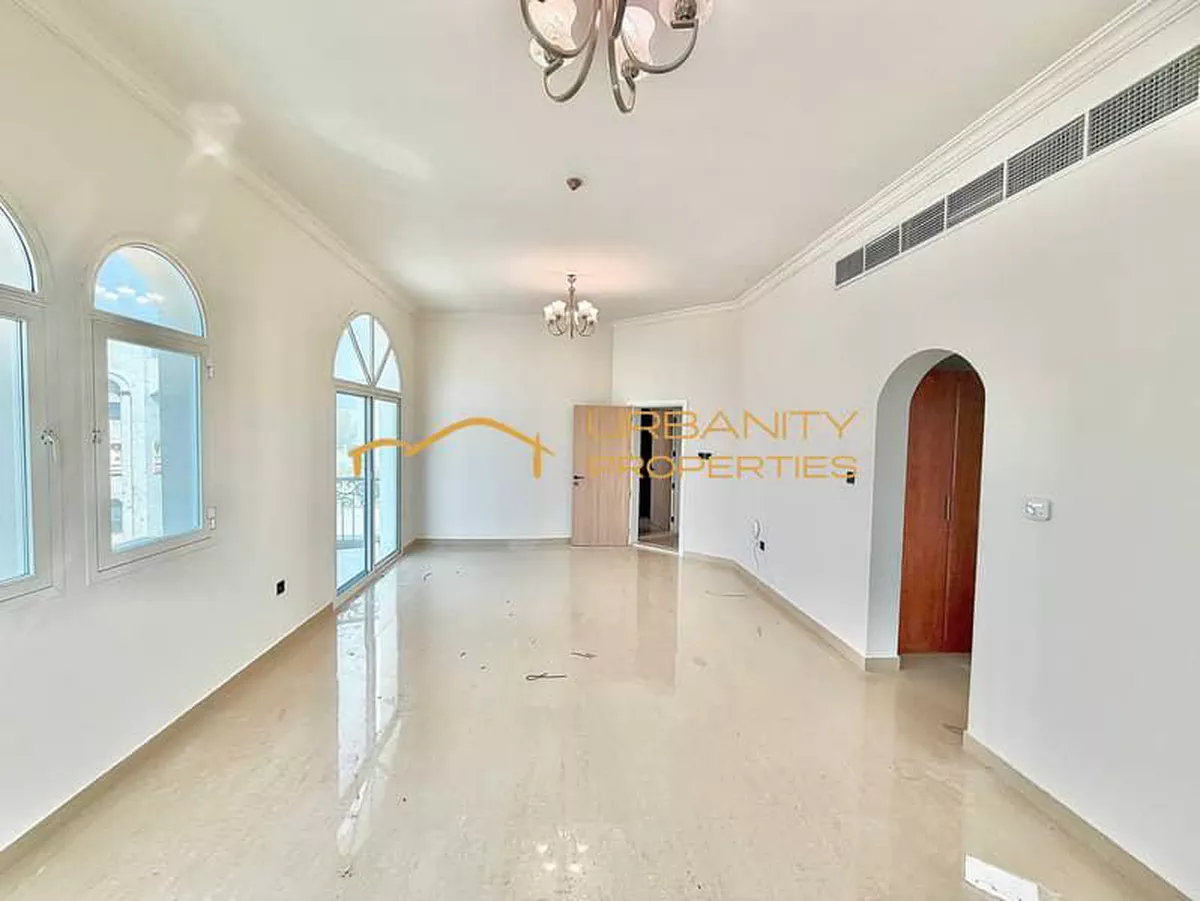 Spacious || 5 Bedroom Villa || ideal Location ||-8-8