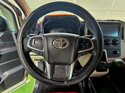 Toyota Hiace GL PASSENGER/ PATROL MANUAL/ 3.5 V6/ LOW MILEAGE-10
