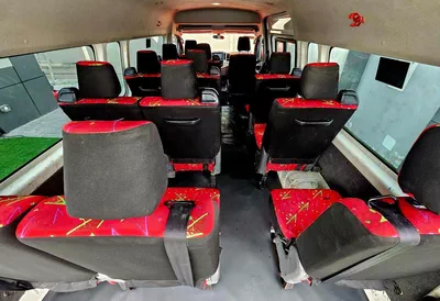 Toyota Hiace GL PASSENGER/ PATROL MANUAL/ 3.5 V6/ LOW MILEAGE-16