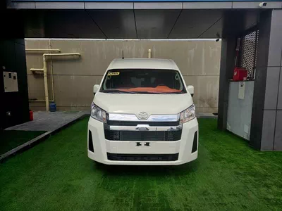 Toyota Hiace GL PASSENGER/ PATROL MANUAL/ 3.5 V6/ LOW MILEAGE-1