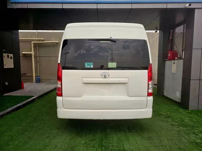 Toyota Hiace GL PASSENGER/ PATROL MANUAL/ 3.5 V6/ LOW MILEAGE-3