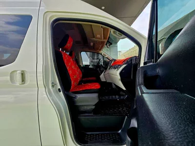 Toyota Hiace GL PASSENGER/ PATROL MANUAL/ 3.5 V6/ LOW MILEAGE-8