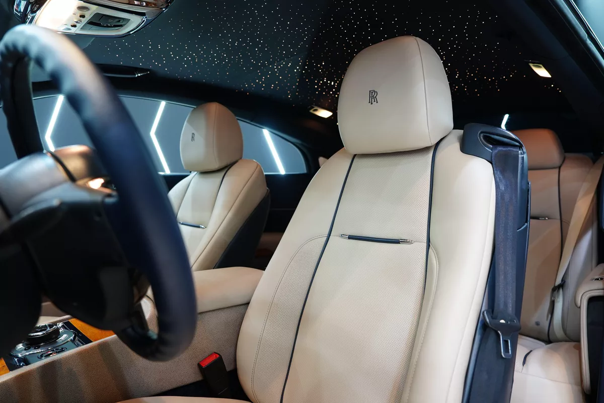 Rolls-Royce Wraith 2016-5-5