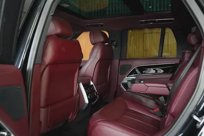 2023 - Range Rover Vogue SE P530 - GCC-11