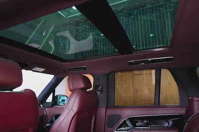 2023 - Range Rover Vogue SE P530 - GCC-12