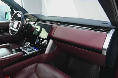 2023 - Range Rover Vogue SE P530 - GCC-13