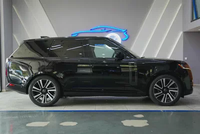 2023 - Range Rover Vogue SE P530 - GCC-5