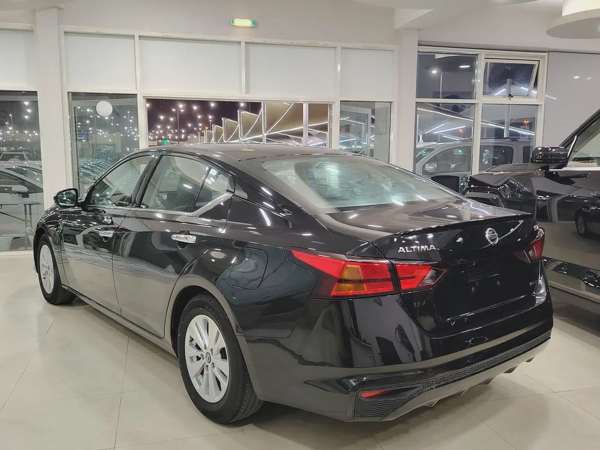 2021 Nissan Altima S - Excellent Condition - Chinese Specs