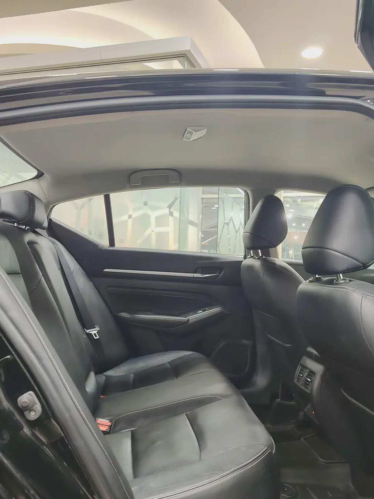 2021 Nissan Altima S - Excellent Condition - Chinese Specs