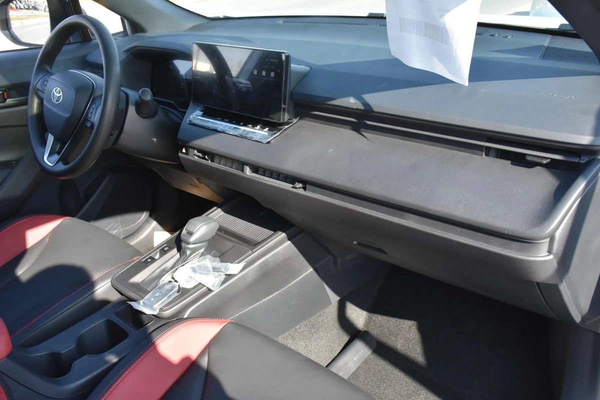 TOYOTA FRONT LANDER 2025 | WHITE LIKE-4-4