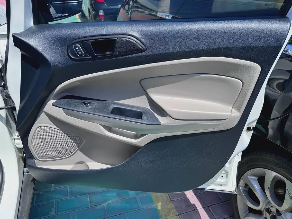Ford Ecosport 2018 GCC Specs - Well Maintained-11-11