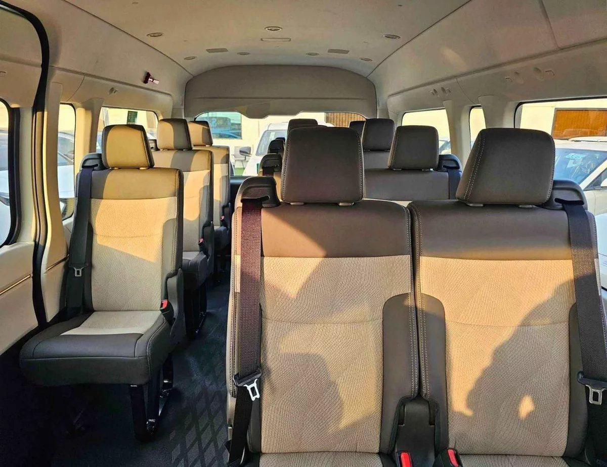 Toyota Hiace GL HIGHROOF GL / 13 SEATS WITH LEATHER / 2.8L DIESEL M/T V4 (CODE # HRDMGLJ)-15-0