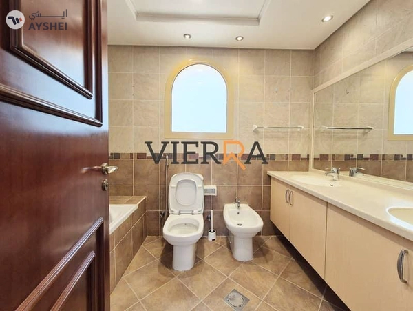 Ready to Move | End Unit | Andalusia Style