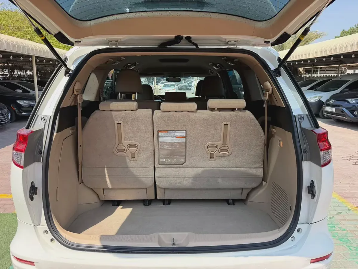 Toyota Previa 2017 GCC Specs-9-9