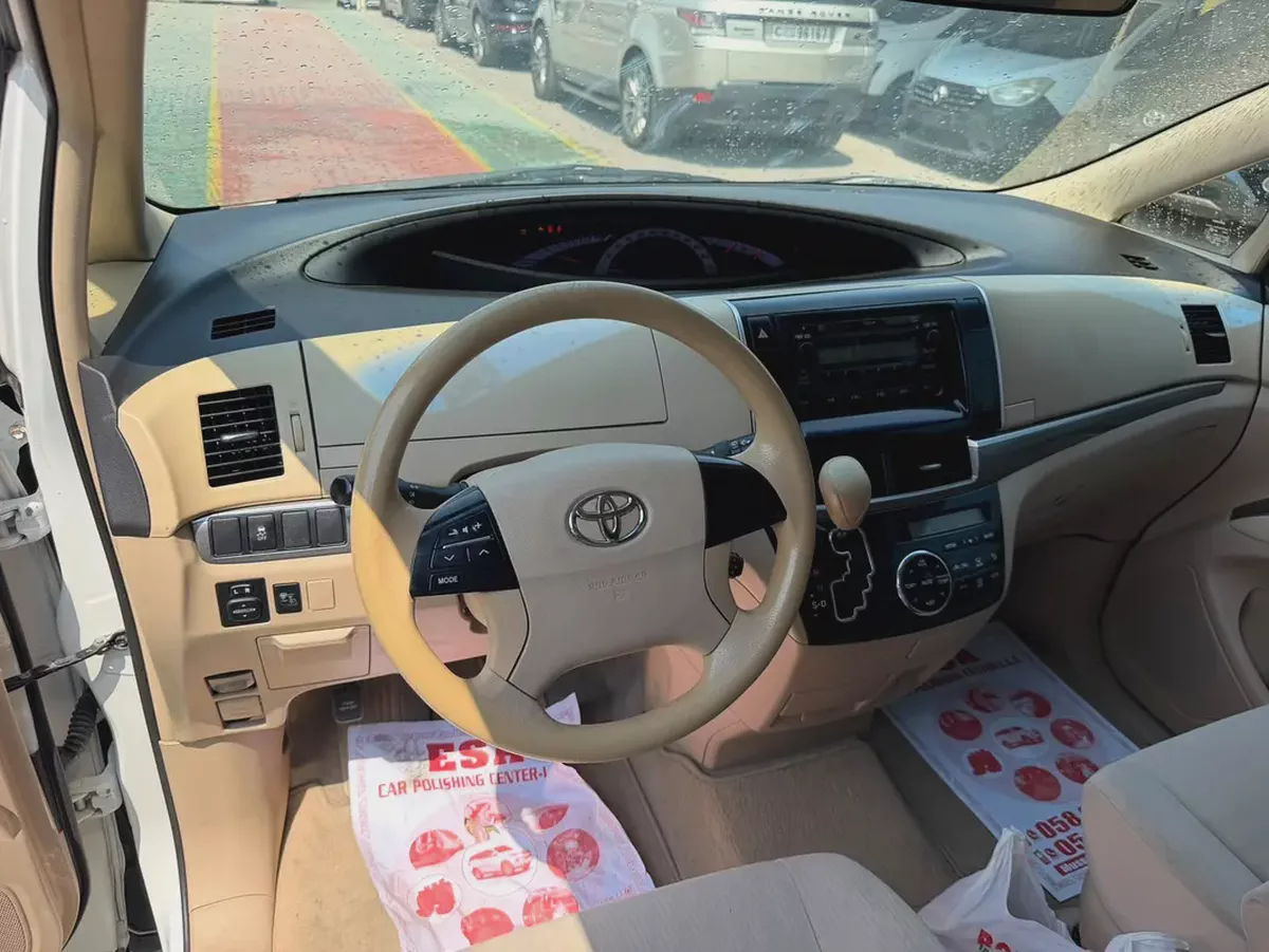 Toyota Previa 2017 GCC Specs-5-5