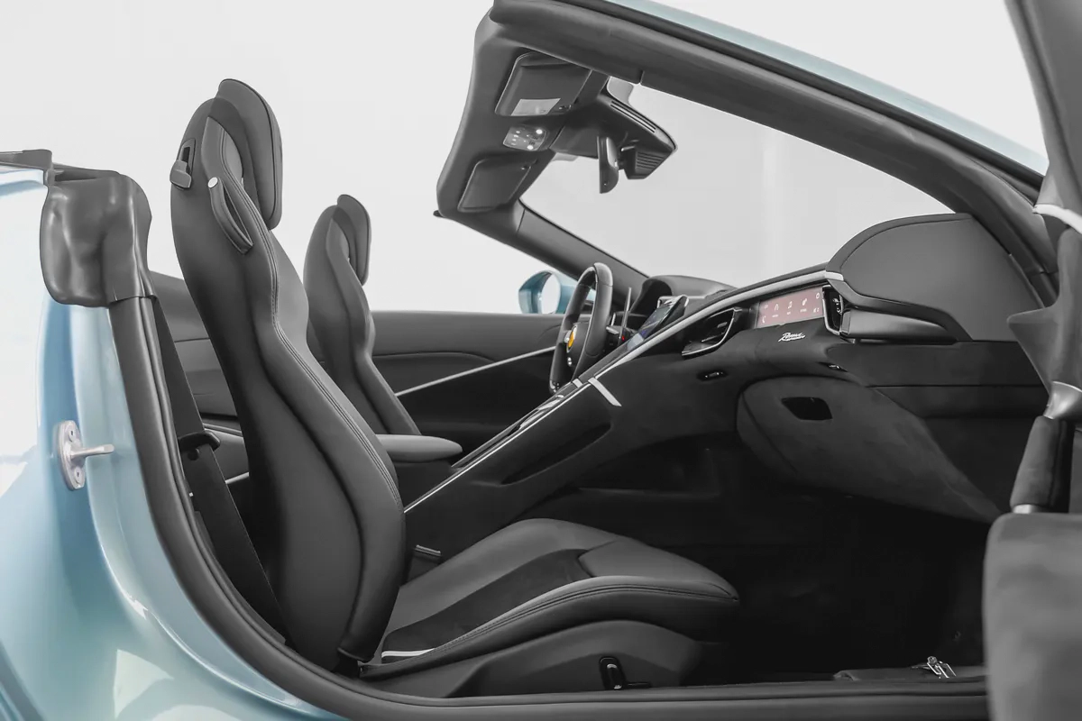 17,250 AED / 60 months | 20% DP | 2025 Ferrari Roma Spider / 5 Year Ferrari Warranty-9-9