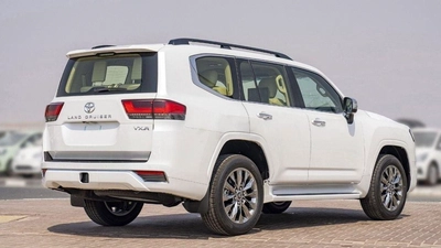 Toyota Land Cruiser (LHD) TOYOTA LAND CRUISER LC300 VXR 3.3D AT MY2025 – WHITE-3