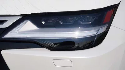 Lexus LX700h VIP-6