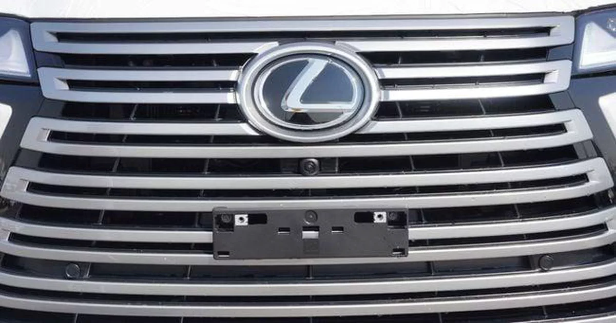 Lexus LX700h VIP-7-7