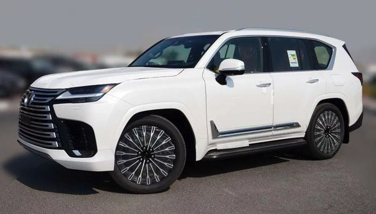 Lexus LX700h VIP