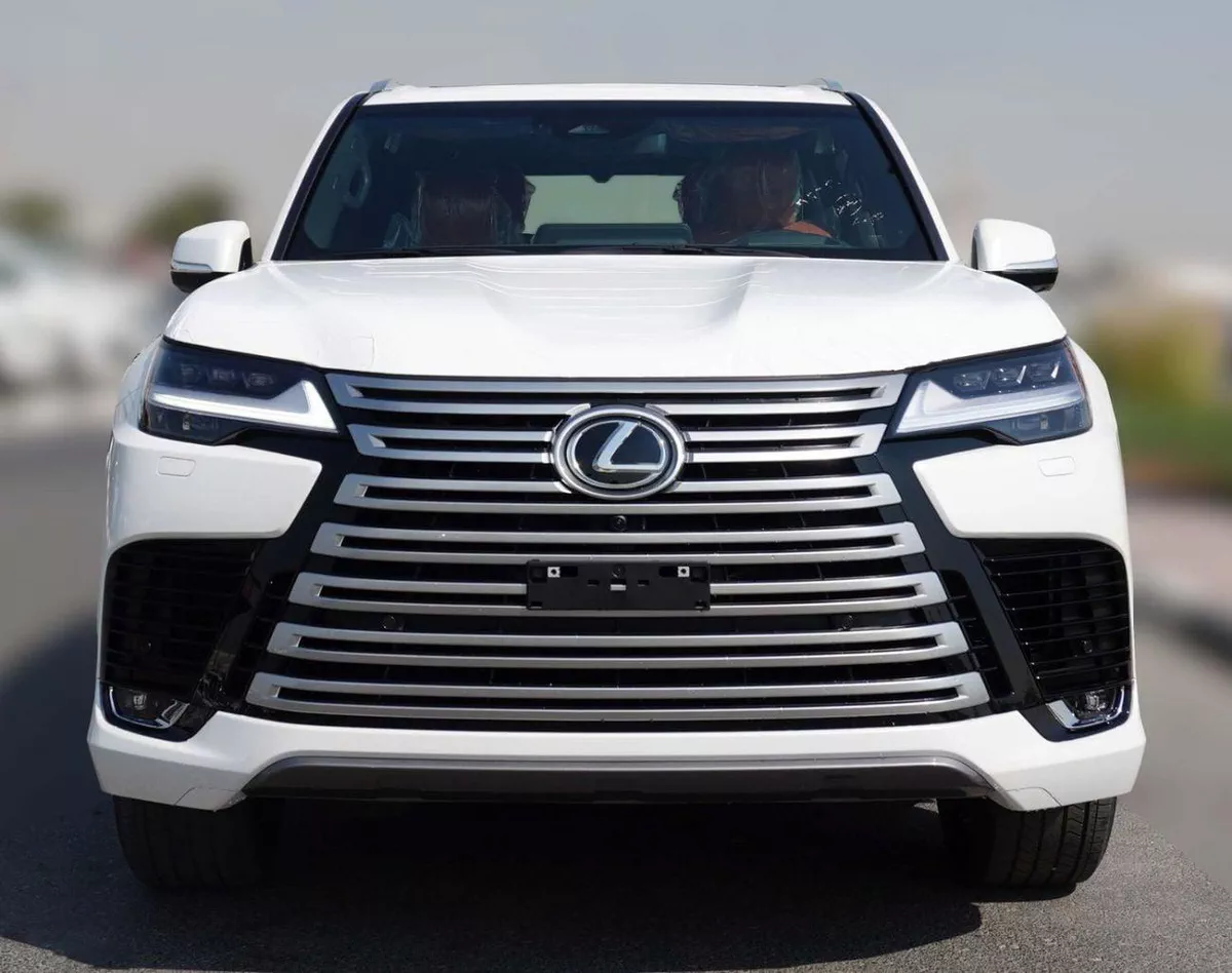 Lexus LX700h VIP-2-2
