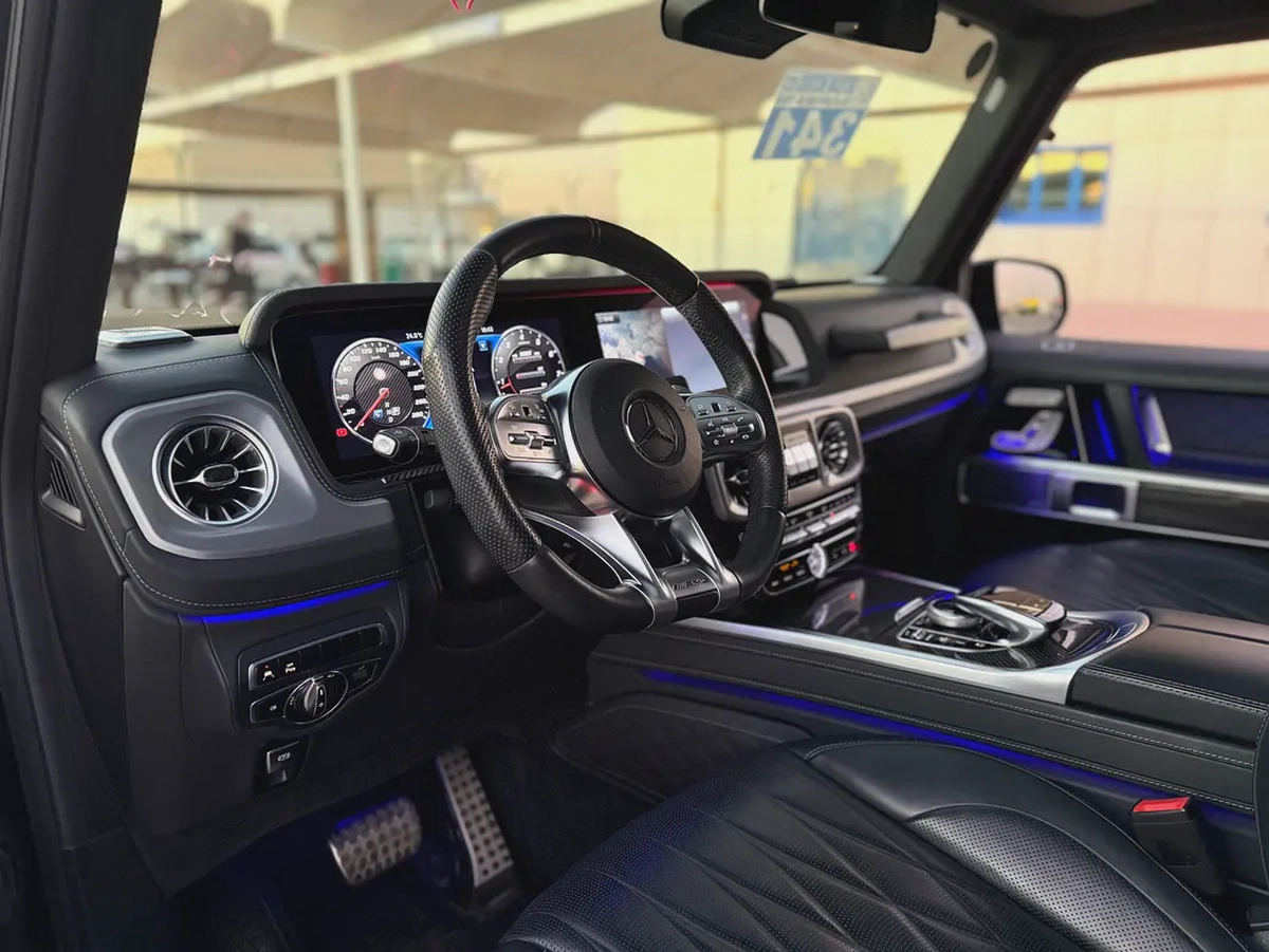 MERCEDES G 63 AMG - 2019 - 68,000 kms - FULL OPTION - JAPANESE SPEC-6-6