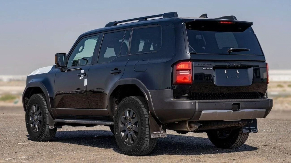 Toyota Prado 250 WX 2.4P AT ADVENTURE – BLACK-8-8