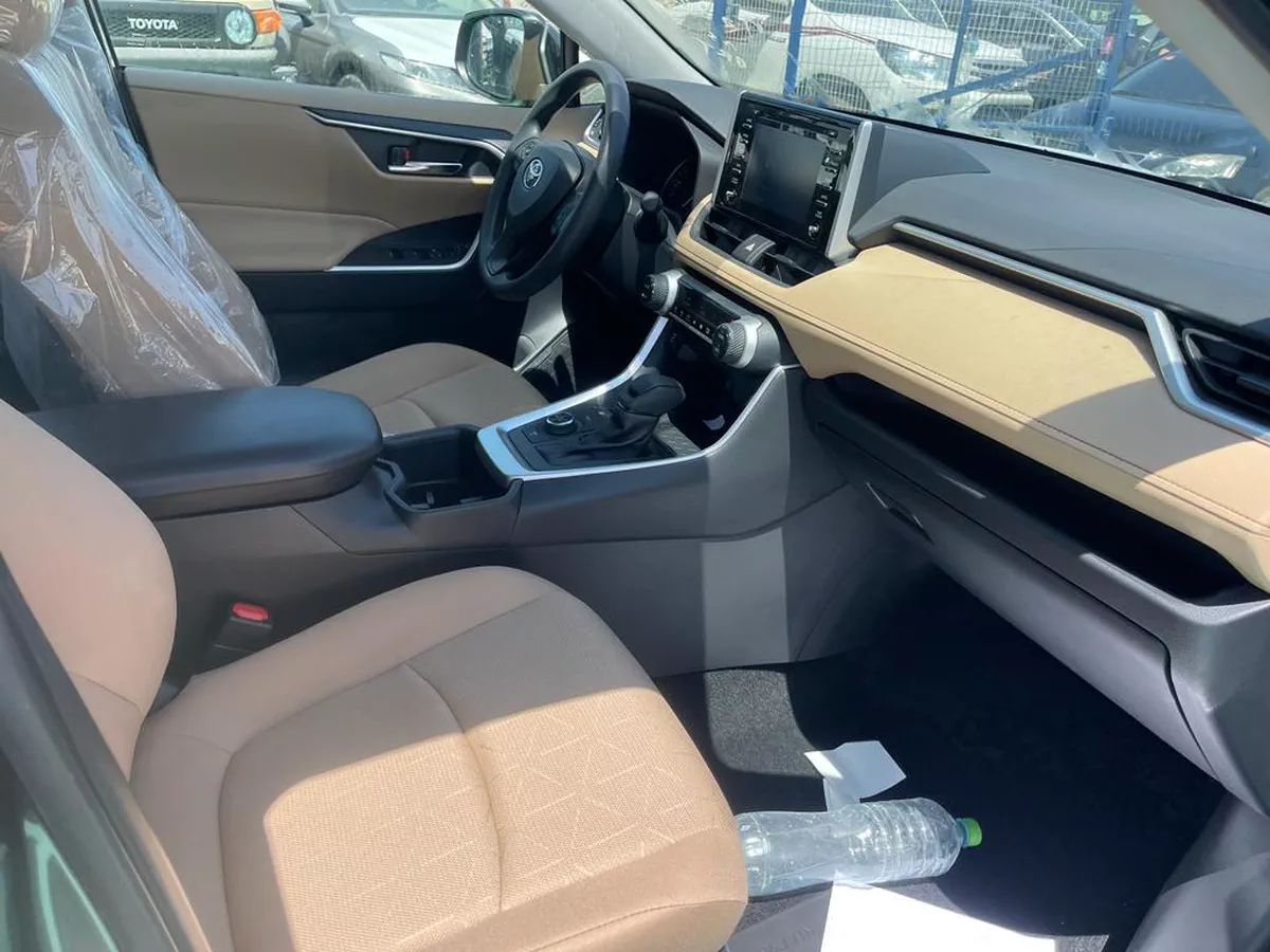New 2025 Toyota RAV 4 Black-8-8