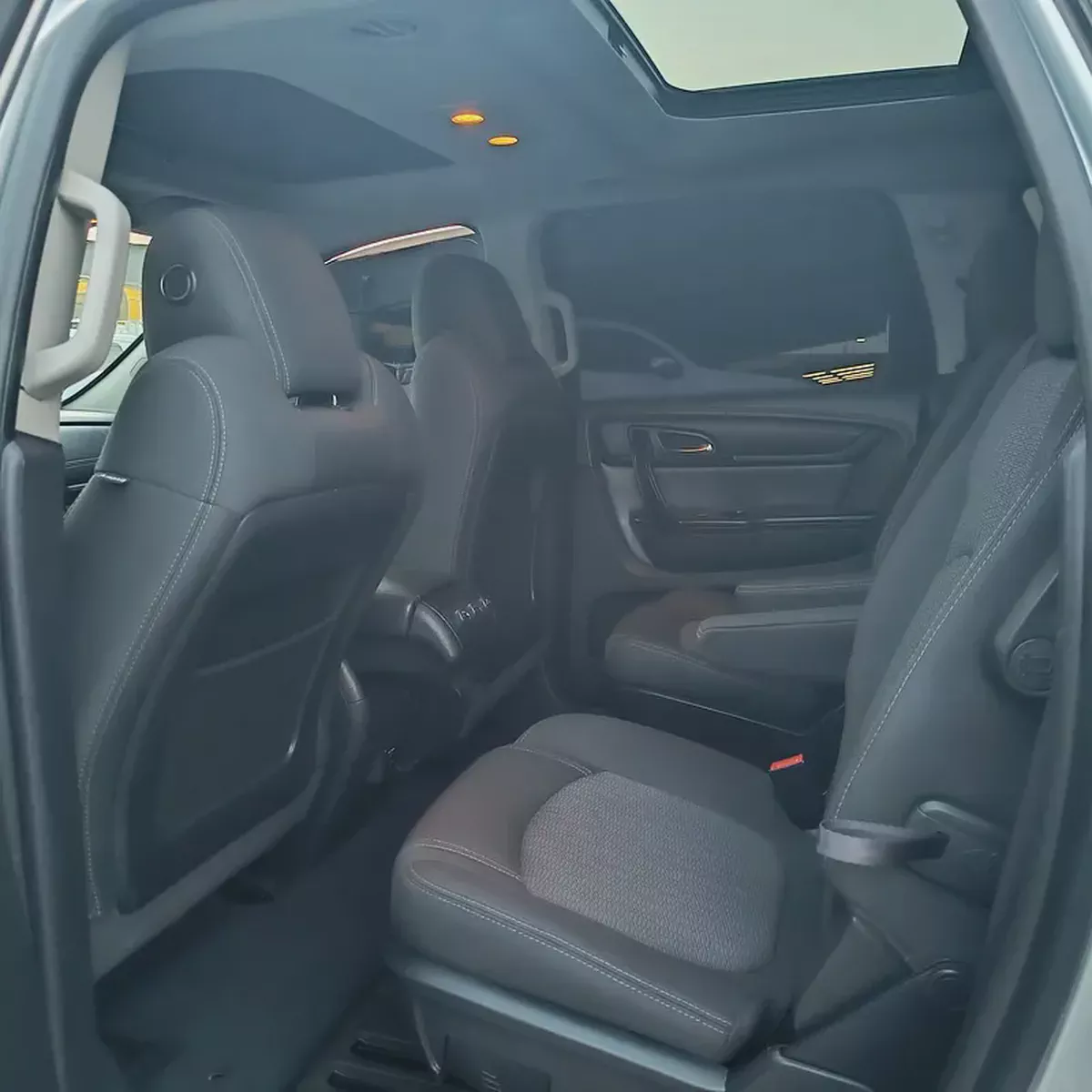 Chevrolet Traverse LT 2014 American Specs-14-14