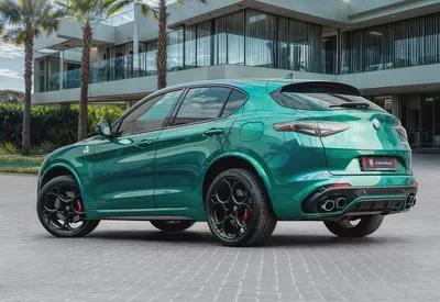 4,113 P.M |  Stelvio Quadrifoglio | 0% Downpayment | Alfa Warranty!-2