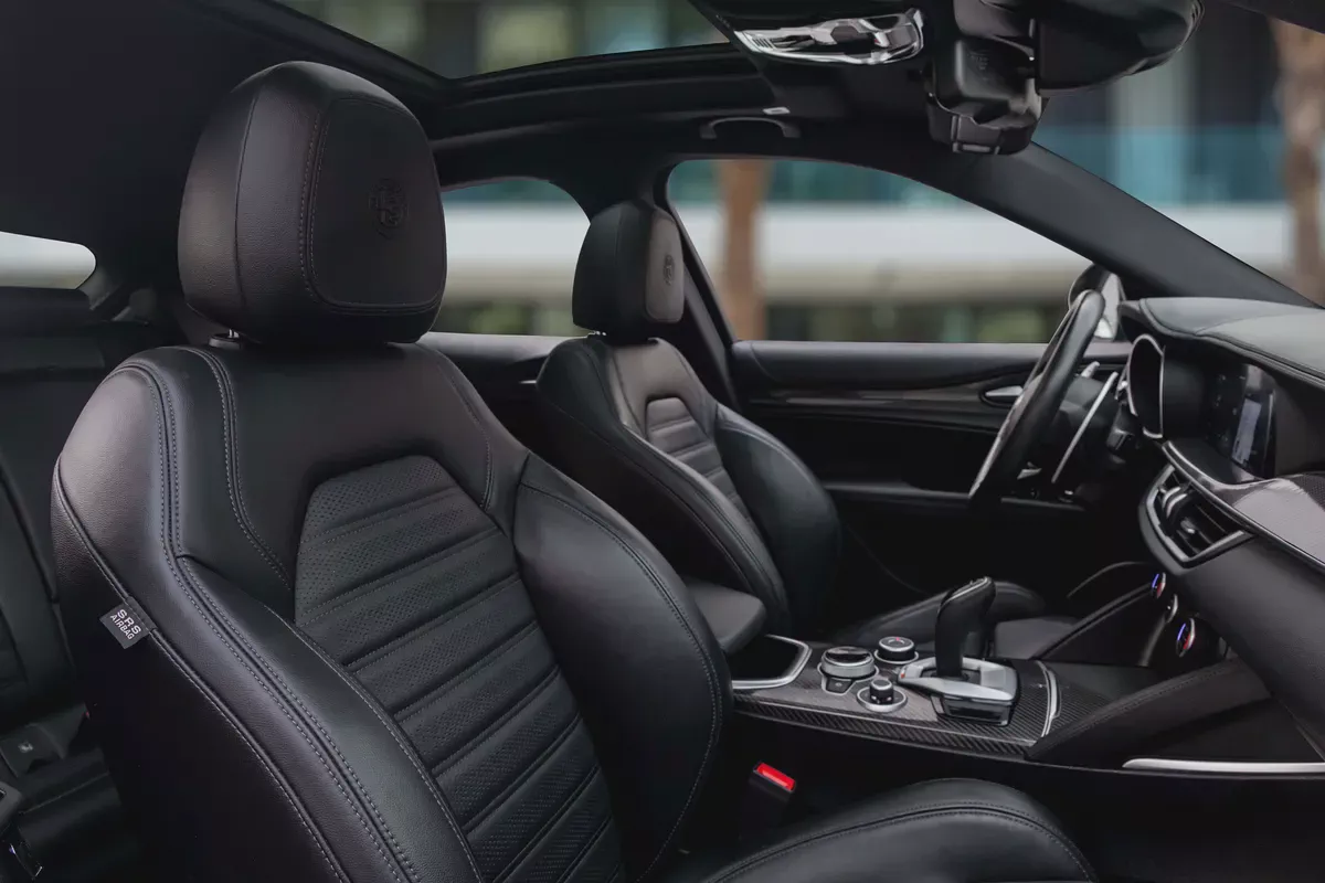 4,113 P.M |  Stelvio Quadrifoglio | 0% Downpayment | Alfa Warranty!-10-10