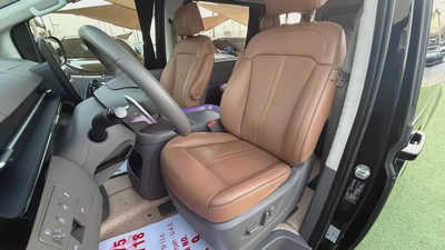 Hyundai Staria Luxury - Korean Specs 2023 هيونداي ستاريا موديل ٢٠٢٣ وارد كوريا-11