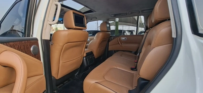 Nissan Patrol LE Titanium 2017 | GCC Specs | V8 5.6L-16