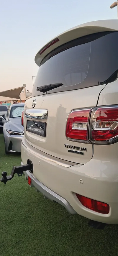 Nissan Patrol LE Titanium 2017 | GCC Specs | V8 5.6L-7