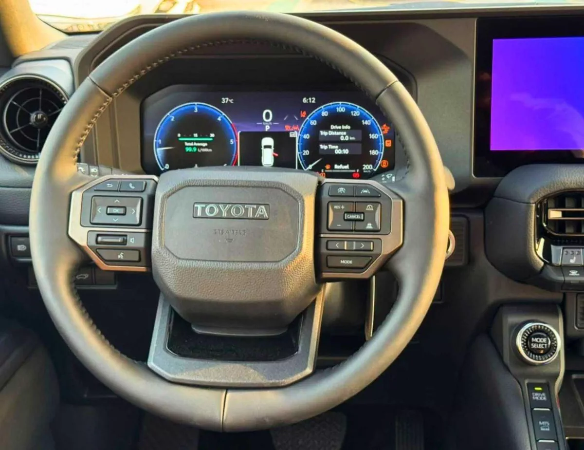Toyota Prado VXR ADVENTURE | 2.8L DIESEL V4 | RADAR | HUD , LEATHER WITH MEMORY SEAT (CODE # PDADV1)-17-0