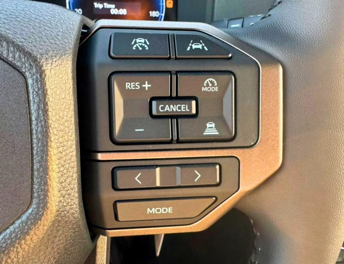 Toyota Prado VXR ADVENTURE | 2.8L DIESEL V4 | RADAR | HUD , LEATHER WITH MEMORY SEAT (CODE # PDADV1)-18-0