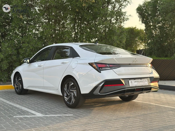 Hyundai Elantra 2025
