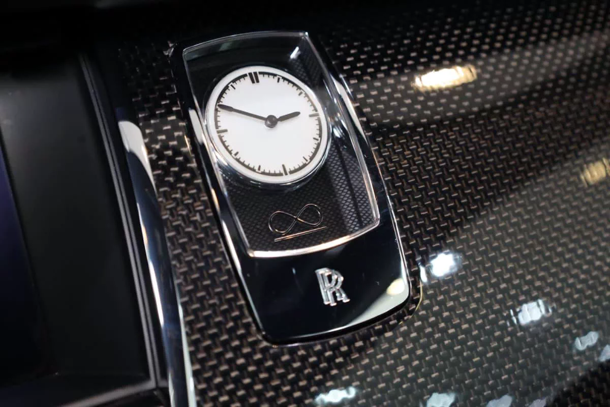 Rolls-Royce Wraith Black Badge-10-10