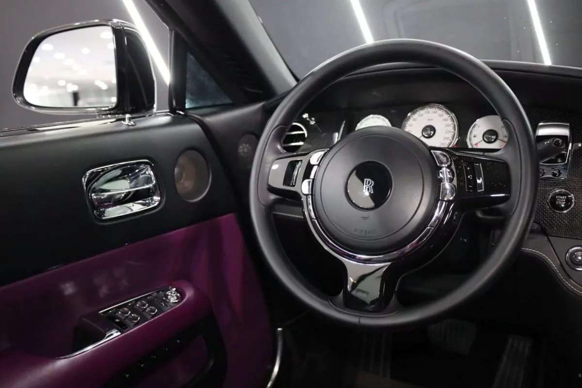 Rolls-Royce Wraith Black Badge-15-15
