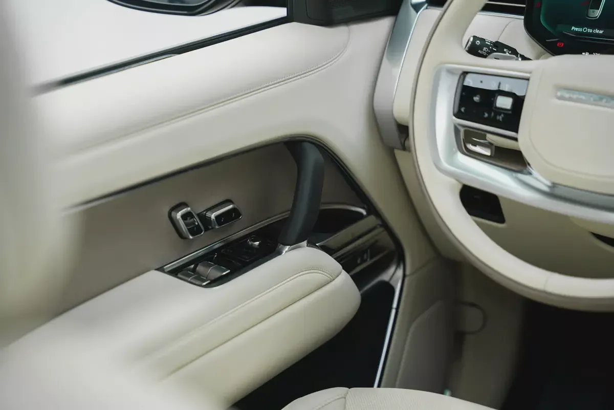 2026 Land Rover Range Rover HSE | GCC Specs | Luxury SUV-13-13